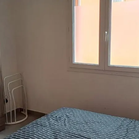 T2 St Cyprien Avec Piscine *