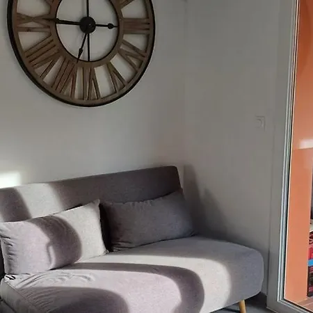 T2 St Cyprien Avec Piscine Apartment Lecci