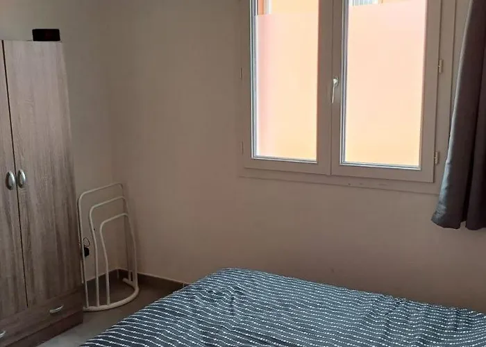 T2 St Cyprien Avec Piscine *